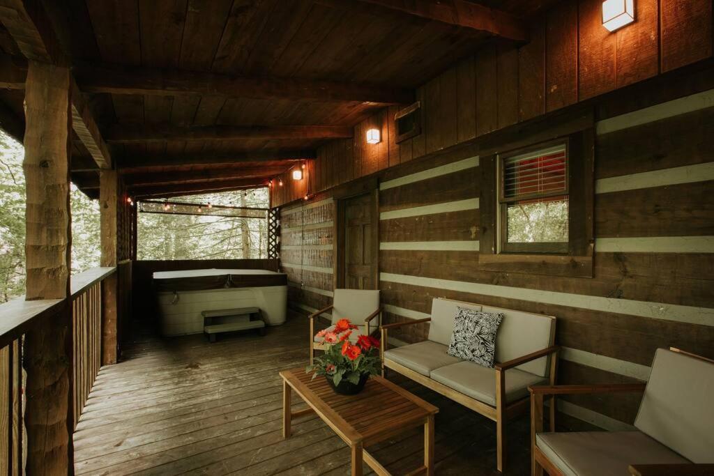Southern Oak Cabin - Newly Remodeled - Close To All Attractions Sevierville Ngoại thất bức ảnh
